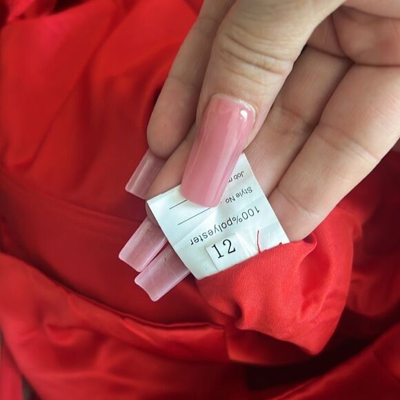 Red Ball Gown Prom Dress Off The Shoulder With z Pockets Long Prom Dress - Picture 15 of 15